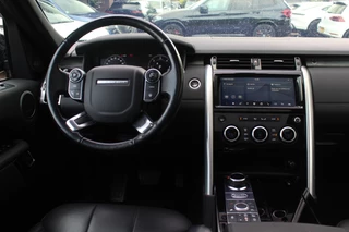 Land Rover Discovery Land Rover Discovery 3.0 Td6 HSE Luxury 7p. / Trekhaak / Panoramadak / 360Camera / 22'' / Volleder / Virtual Cockpit / Stuurverwarming / Keyless / Luchtvering / Meridian / DAB / Stoelverwarming / Cruise Control - afbeelding nr 9