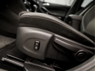 Opel Astra Opel Astra Sports Tourer 1.4 Innovation 150Pk Automaat (APPLE CARPLAY, GROOT NAVI, CLIMATE, CAMERA, LEDER, SPORTSTOELEN, ADAPTIVE CRUISE, PARKEERSENSOREN, LANE ASSIST, NIEUWE APK, NIEUWSTAAT) - afbeelding nr 32