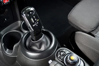 MINI Cooper Rijklaarprijs-Garantie Navigatie Led Sport Interieur 17 Inch Apple-Carplay Stuurverwarming - afbeelding nr 28