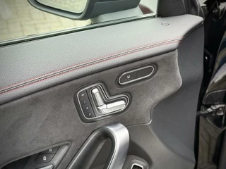 Mercedes-Benz CLA Mercedes CLA-klasse 250 e AMG CLA250e Coupe Panoramadak|Keyless|Camera 360°|Advanced sound|Sfeerverlichting|Head-up|Night pakket|Multibeam LED - afbeelding nr 24