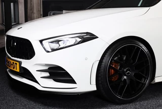Mercedes-Benz A-Klasse Mercedes-Benz A-klasse 200 AMG 45 Look / Aut / 163 Pk / Navi / Camera / Cruise Control / F1 Flippers / Open Panoramadak / Led / 20 - afbeelding nr 41