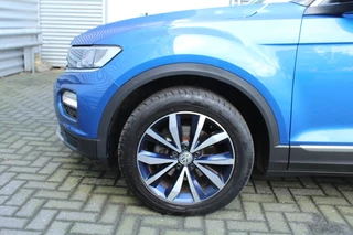 Volkswagen T-Roc Clima Cruise Navi PDC Stoelverwarming 17