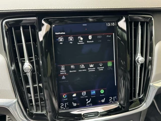 Volvo V90 Volvo V90 2.0 D3 R-Design Automaat | Panoramadak | Volleer | Camera met rondomzicht | Bowers&Wilkins | Adaptieve cruise control | Head-up Display | Apple CarPlay | LED | Parkeersensoren voor en achter - afbeelding nr 24
