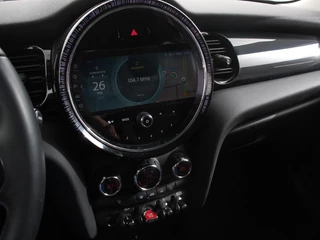 MINI Cooper Mini Mini 1.5 Cooper Essential Trim Climate control Navigatie Cruise control LED Parkeersensoren Apple carplay/ Android Auto Lichtmetalen velgen - afbeelding nr 14
