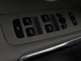 Volvo V40 Volvo V40 Cross Country 2.0 D2 Ocean Race | Leder | Stoelverwarming |  Trekhaak | Climate control | Bluetooth | Cruise control - afbeelding nr 24