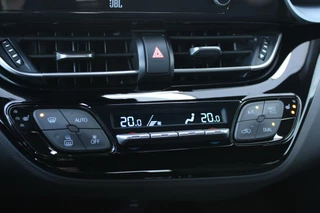 Toyota C-HR Toyota C-HR 2.0 Hybrid Style Luxury | JBL | Camera | Navi - afbeelding nr 33