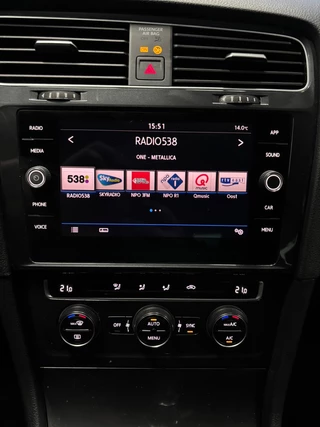 Volkswagen Golf Volkswagen Golf 1.5 TSI Comfortline Business Clima | Cruise | PDC - afbeelding nr 17