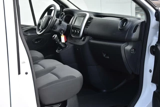 Renault Trafic Renault Trafic 2.0 dCi 120 Pk L2H1 DC Inrichting Navi 6 Pers - afbeelding nr 9