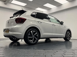 Volkswagen Polo Volkswagen Polo 1.0 TSi R-Line Automaat-Adapt.Cr.contr-Navigatie-Clima-Carplay-Parkeersensoren-Lm16''velgen - afbeelding nr 9