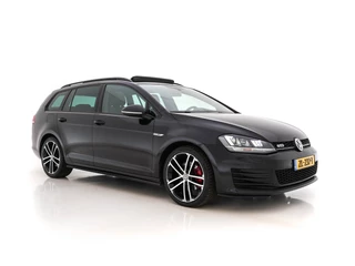 Volkswagen Golf - 145294848-0