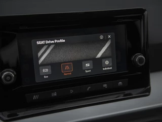 SEAT Arona SEAT Arona 1.0 EcoTSi 116pk DSG FR | Full LED | Keyless | ParkAssist + Camera | App-Connect | Armsteun vóór | Black Pack | Wireless Charge - afbeelding nr 18