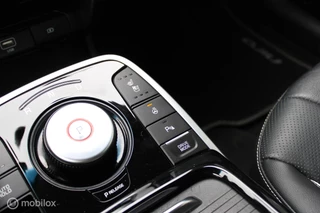 Kia e-Niro Kia e-Niro ExecutiveLine 64 kWh MEMORY LEDER LED NAVIGATIE - afbeelding nr 23