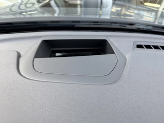 Volvo XC60 Volvo XC60 2.0 B5 Momentum Exclusive |Pano|Carplay|Leer|Memory|AutoPilot|HUD|El.Trekhaak|19