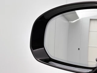 Volvo XC60 Volvo XC60 2.0 T6 AWD Plus Dark - afbeelding nr 29