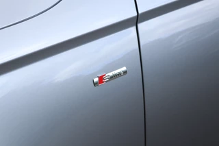 Audi A6 S-Line/Navi Plus/LED/CrC/Ecc/Leder/Elek. klep/18