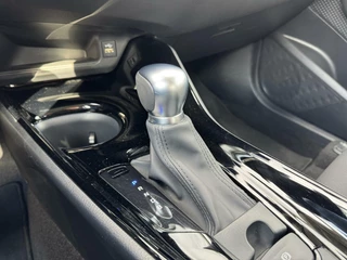 Toyota C-HR Toyota C-HR 1.8 Hybrid Dynamic - afbeelding nr 11