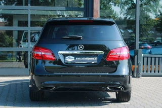 Mercedes-Benz B-Klasse Mercedes B-klasse 200 AMG|Pano|Camera|Alcantara - afbeelding nr 9