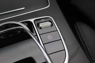 Mercedes-Benz C-Klasse Mercedes-Benz C-Klasse Estate 180 Business Solution AMG Virtual Cockpit, Elektrische Stoelen, Sfeerverlichting, Cruise, LED, Trekhaak - afbeelding nr 52