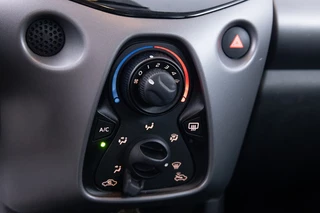 Toyota Aygo Toyota Aygo 1.0 VVT-i x-play | AIRCO | CAMERA ✅ 1e Eigenaar - afbeelding nr 10