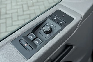 Volkswagen Transporter Clima Stoelverw CarPlay Trekhaak - afbeelding nr 34