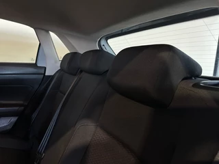 Volkswagen Polo Volkswagen Polo 1.0 TSI HIGHL.BNSR RIJKLAAR l PDC l AIRCO l LMV l ACC - afbeelding nr 35