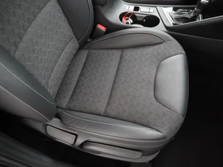 Kia Niro Kia Niro 1.6 GDi Plug-in Hybrid DynamicPlusLine - Navigatie - Camera - Stoelverwarming - LED koplampen - JBL - Trekhaak - Fabrieksgarantie tot 11-2027 - afbeelding nr 25