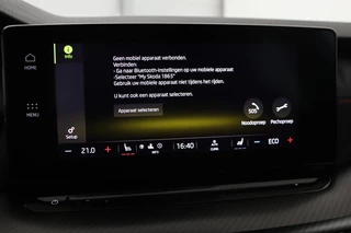 Škoda Octavia Skoda Octavia 1.4 TSI RS iV PHEV | Head-Up |  Stoel & stuurverwarming | Adaptive cruise | Standkachel | Matrix LED | Massage | Alcantara | Camera | Carplay | Memory | Canton Sound | Virtual Cockpit | Side Assist - afbeelding nr 29