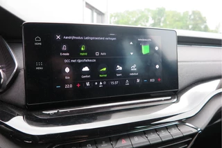 Škoda Octavia Škoda Octavia Combi 1.4 TSI iV 204PK PHEV Sportline Business ,Led-matrix koplampen, Carplay , Leer, Ergonimische stoelen, Stoelverwarming voor&achter,DAB+, stuurwiel verwarmd, schakelmogelijkheid aan stuurwiel, Carplay , etc. etc. - afbeelding nr 58