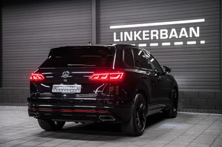 Volkswagen Touareg Volkswagen Touareg R 3.0 TSi eHybrid 4MOTION | Full Option | Panodak | Massage | Trekhaak | Black Style | 21 inch | - afbeelding nr 27