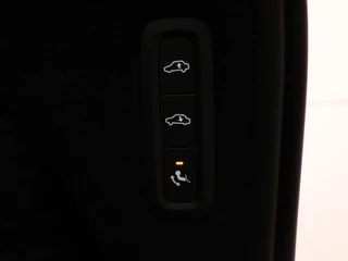 Volvo XC90 Volvo XC90 T8 PLUG-IN HYBRID ULTIMATE BRIGHT 21INCH LUCHTVERING FULL-LED H/ - afbeelding nr 40