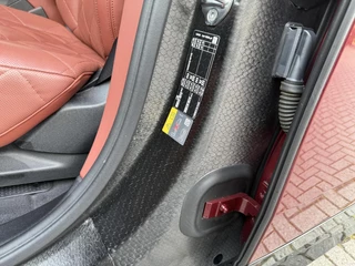 BMW iX BMW iX xDrive40 High Executive 77 kWh SOH 99% Led v+a Auto.inparkeren Pano - afbeelding nr 29