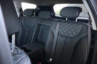 Hyundai Santa Fe Hyundai Santa Fe 1.6 T-GDI PHEV | Premium Sky | 7 Persoon | Trekhaak - afbeelding nr 14