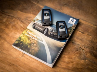 BMW 3 Serie Automaat (PANORAMADAK, M PAKKET, GROOT NAVI, VIRTUAL COCKPIT, STOELVERWARMING, LEDEREN SPORTSTOELEN, PARKEERSENSOREN, GETINT GLAS, ZWART HEMEL, NIEUWSTAAT) - afbeelding nr 19