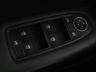 Renault Captur Renault Captur 1.0 TCe 90 Zen | Camera | Cruise control | PDC |  Full LED | Navigatie | Carplay | DAB | LMV 17 inch | - afbeelding nr 26