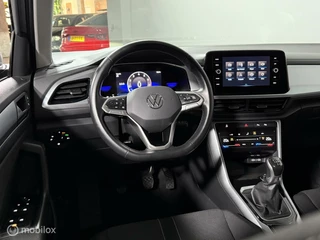 Volkswagen T-Roc Volkswagen T-Roc 1.5 TSI Style | CARPLAY | CRUISE | PDC - afbeelding nr 10