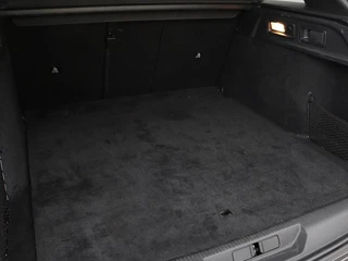 Peugeot 308 Peugeot 308 1.6 PHEV Active Pack Business | Stoelverwarming |  Trekhaak | Carplay | Half leder | Sportstoelen | Navigatie | Full LED - afbeelding nr 11