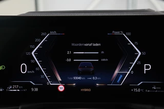 BMW 3 Serie BMW 3-serie 320e M Sport | Head-Up | Stoel & stuurverwarming |  Adaptive cruise | Sportstoelen | Adaptief LED | Sfeerverlichting | Camera | Carplay | Leder/Alcantara - afbeelding nr 30