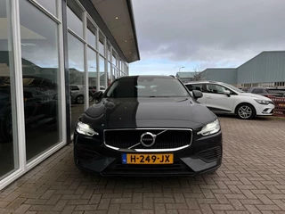 Volvo V60 Volvo V60 2.0 T6 Twin Engine AWD Momentum Pro | Stoelverwarming | Cruise Control | Achteruitrijcamera | Apple Carplay | Navi | Botspreventie | - afbeelding nr 22