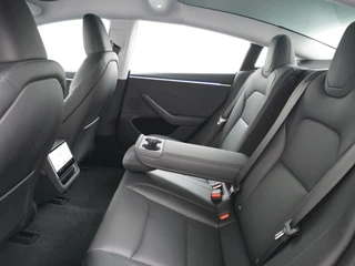Tesla Model 3 Tesla Model 3 Long Range AWD 78 kWh AUTOPILOT | LEDER | RIJKLAAR INCL. TESLA GARANTIE T/M 12-2027 | ORIG. NL. NAP KM. - afbeelding nr 22