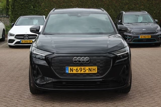 Audi Q4 e-tron Audi Q4 e-tron 50 quattro Launch edition S Competition 77 kWh / SoH 95% / Camera / Head-up / 20'' / Keyless / RS Seats / Sonos audio / Stoelverwarming / Dodehoek / DAB / ACC / Warmtepomp - afbeelding nr 9