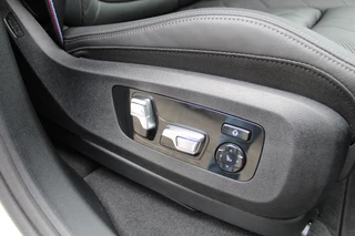 BMW X5 BMW X5 xDrive50e M-Sport | Panoramadak | H&K | Trekhaak | Comfortstoelen | Luchtvering | Glow - afbeelding nr 52