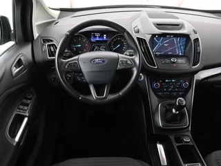 Ford C-MAX Ford C-Max 1.5 TDCi Titanium | Carplay | Trekhaak |  Navigatie | Verwarmde voorruit | Climate control | Keyless | Parkeerhulp | Cruise control - afbeelding nr 3