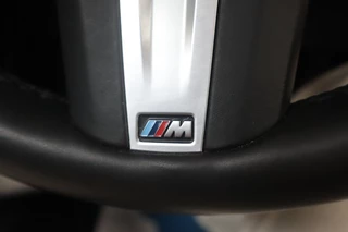 BMW 5 Serie BMW 5 Serie Touring 520i | Geen import | M Sport | Schuifdak | Trekhaak | Compleet - afbeelding nr 15