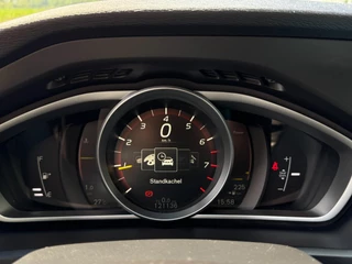 Volvo V40 Volvo V40 2.0 T2 Momentum 185PK / 4-SEIZOENENBANDEN / FULL LED / STOELVERW. / PDC / TREKHAAK - afbeelding nr 17