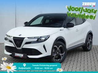 Alfa Romeo Junior 1.2 Turbo Ibrida 145 PK Sport Speciale | Pano | Techno | 18"