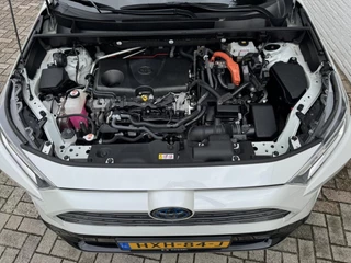 Toyota RAV4 Toyota RAV4 2.5 Hybrid AWD Dynamic Adaptieve cruise control Climate control Stoelverwarming Dodehoekdetectie Keyless Full LED - afbeelding nr 40