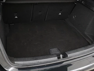 Mercedes-Benz A-Klasse Mercedes-Benz A-klasse 180 AMG | Panoramadak | Stoelverwarming |  Carplay | Widescreen | Leder/Alcanatara | Navigatie | Full LED | Park Assist - afbeelding nr 10