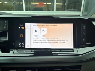 Volkswagen Multivan Volkswagen Multivan 2.0 TSI DSG BULLI EDITION GLASDAK/CAMERA/TREKHAAK/H&K/LEDER/MEMORY - afbeelding nr 24