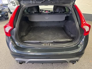Volvo V60 Volvo V60 2.0 D4 Ocean Race R-Design Camera Clima Xenon Incl Garantie - afbeelding nr 18