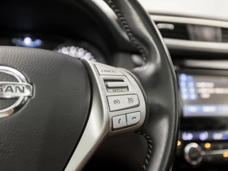Nissan QASHQAI (PANORAMADAK, NAVIGATIE, CLIMATE, 360 CAMERA, STOELVERWARMING, SPORTSTOELEN, GETINT GLAS, XENON, CRUISE, NIEUWSTAAT) - afbeelding nr 21